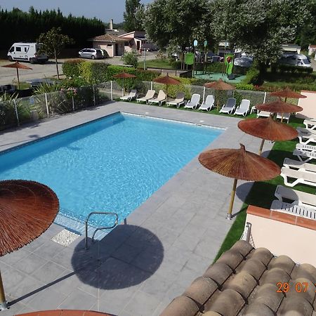 Camping Les Nysades Hotel Mirepoix  Bagian luar foto