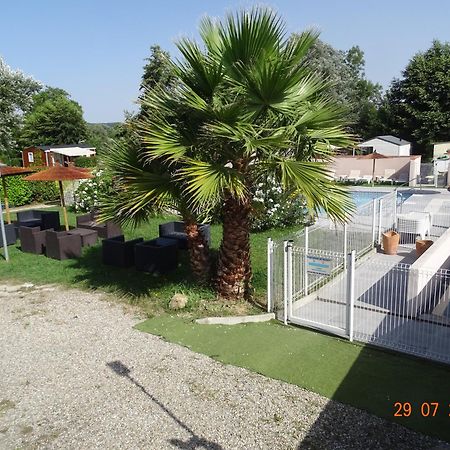 Camping Les Nysades Hotel Mirepoix  Bagian luar foto